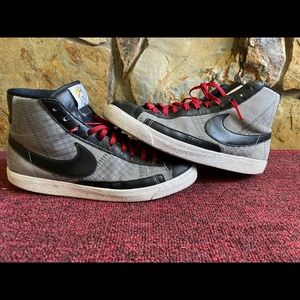 Nike Blazer High “Grey Varsity”